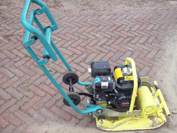Trilplaat en stenenknipper